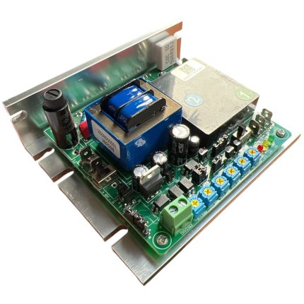 VARIADOR DE VELOCIDAD PARA MOTOR DC, VOLTAJE 115-230VAC, 1HP